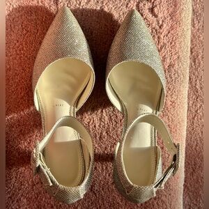 Elegant Gold Women's Shoes